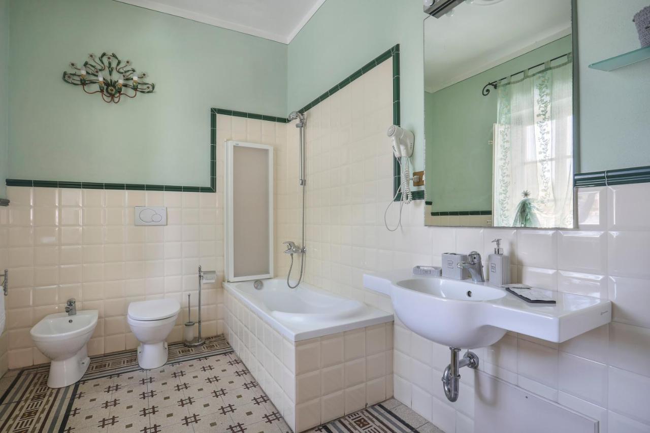 Affittacamere Antica Residenza Santa Chiara 3*